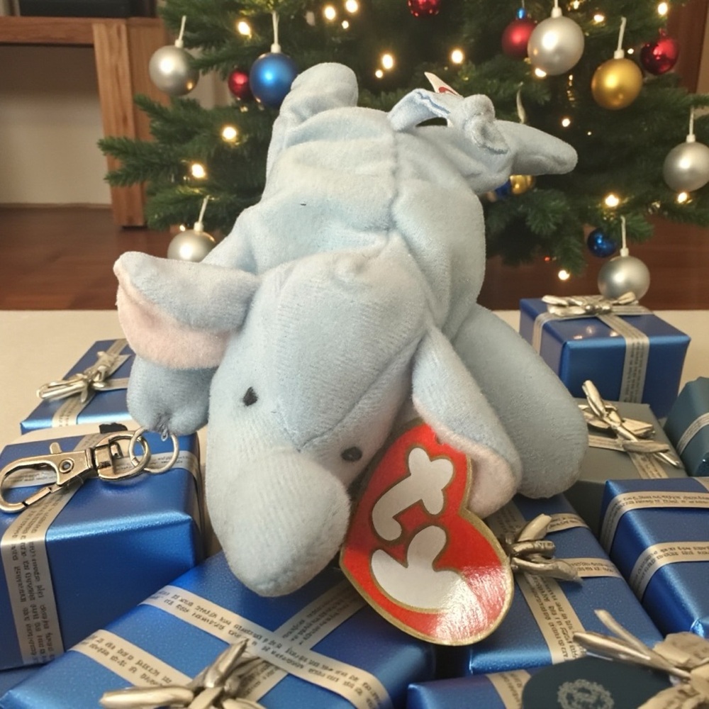 ty Teeny Beany Babies Peanut the Light Blue Elephant Bag Charm‎ & Keyring NWT